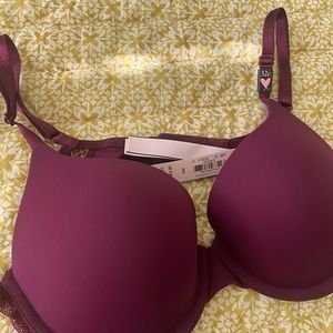 Victoria's Secret NWT 34C